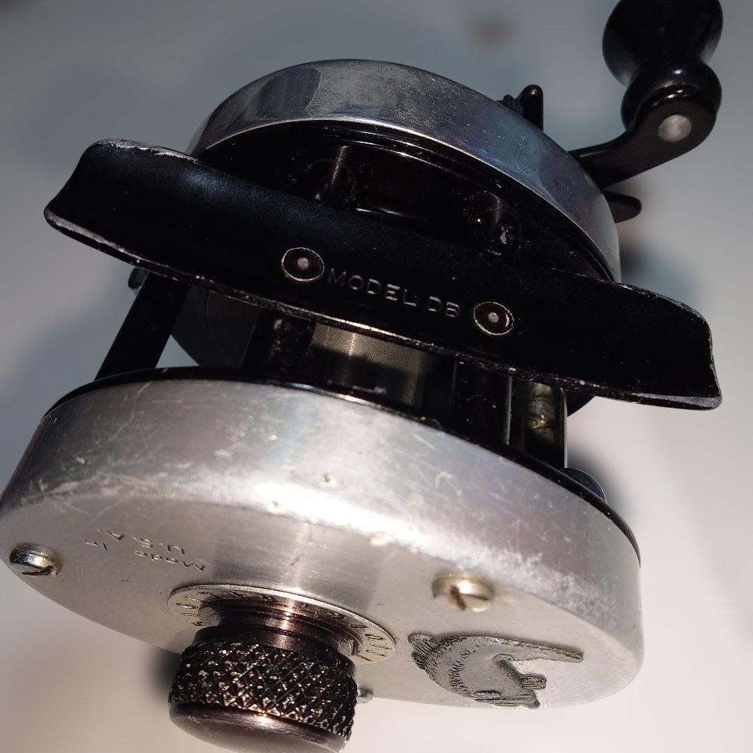 k*い様 Pflueger フルーガー 2600 ベイトリール