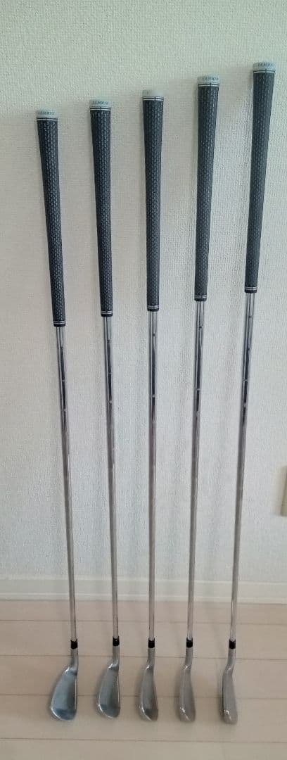 TaylorMade　SiM2MAX アイアンセット （5本）KBS 85S