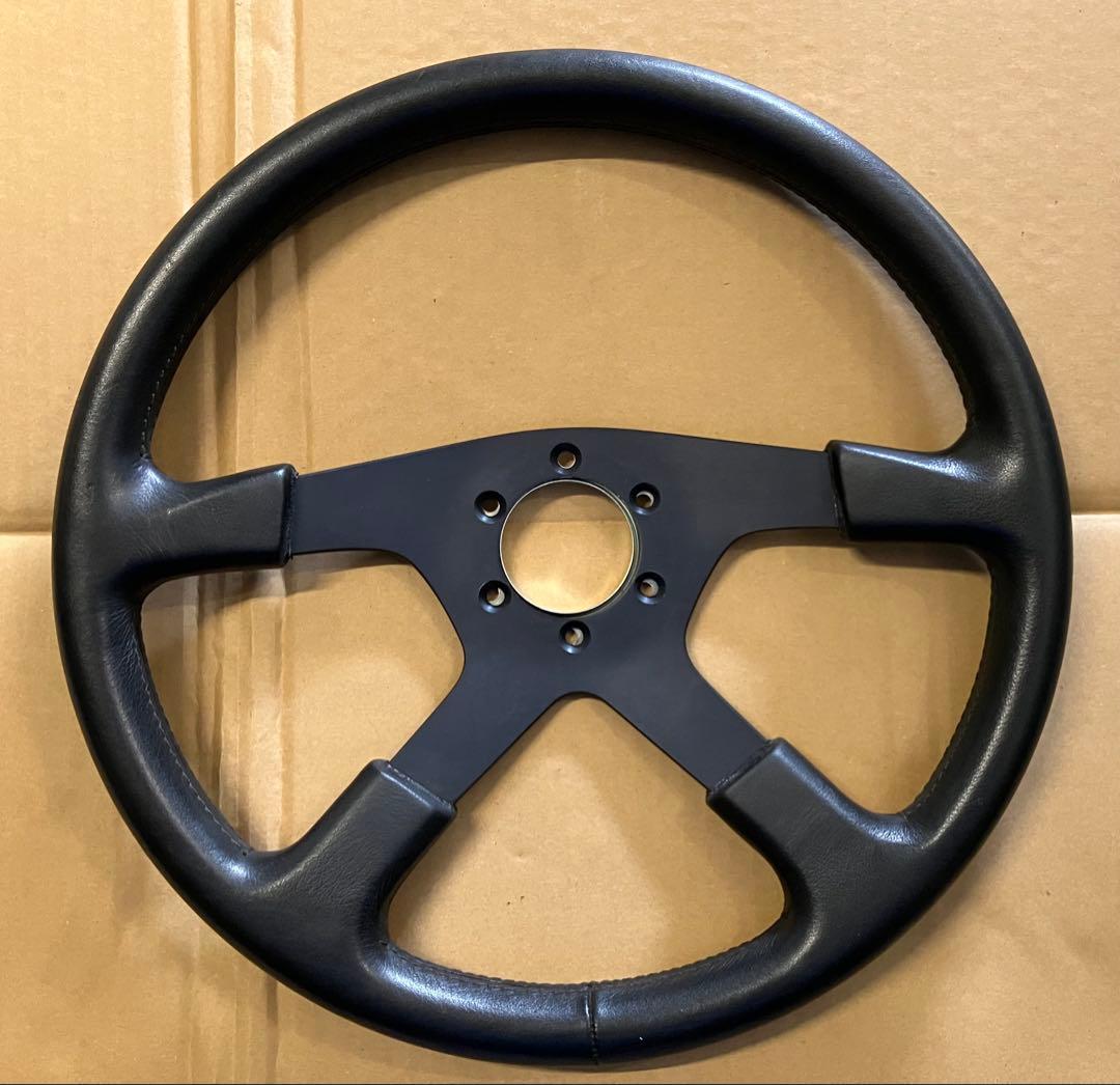 TOYOTA SUPRA JZA70純正momoステアリング