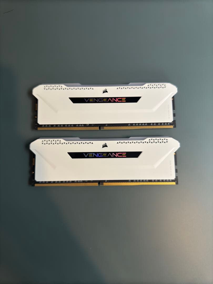 CORSAIR DDR4-3600MHz 16GBx2 デスクトップ用 メモリ