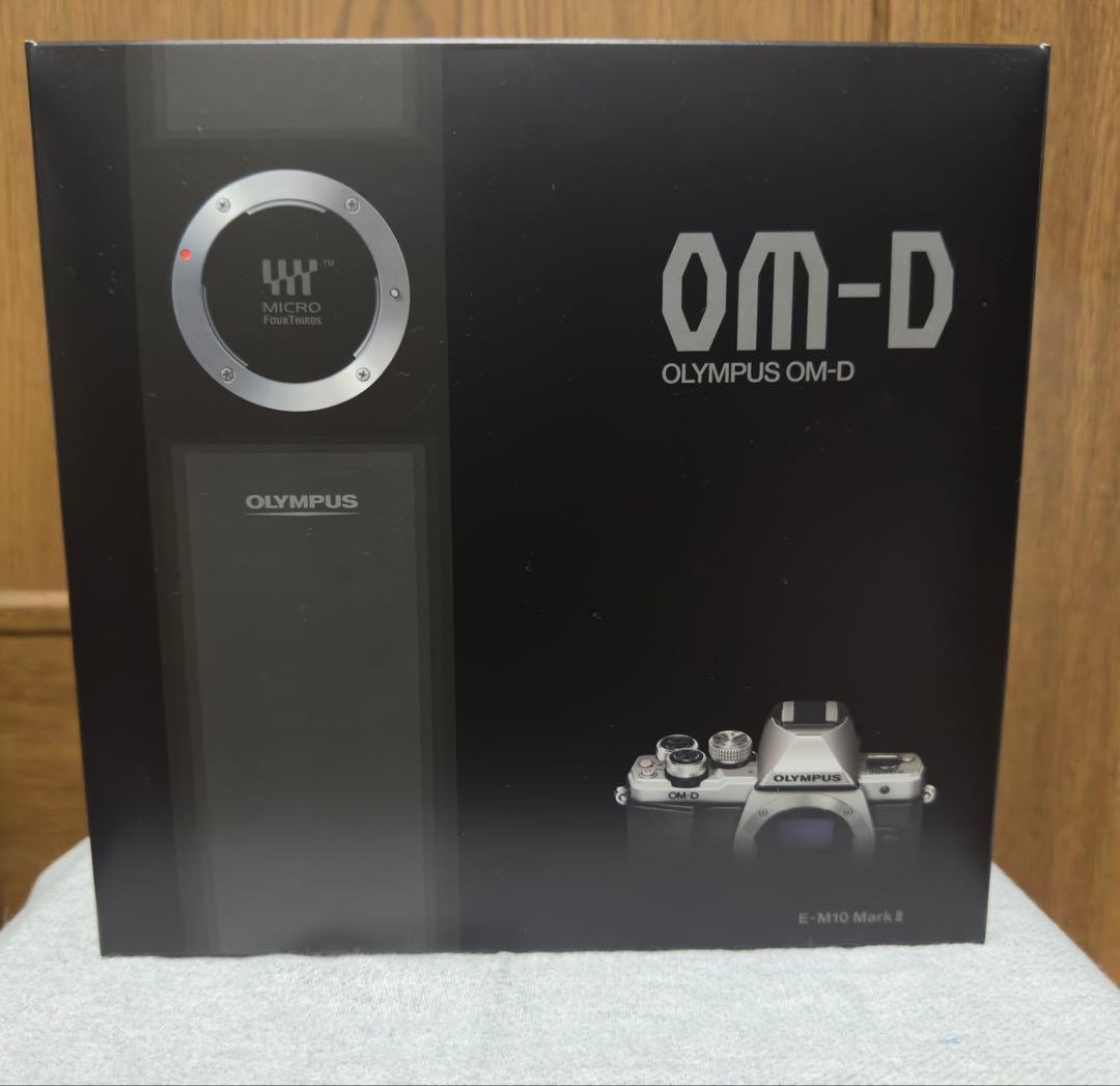 OLYMPUS OM-D E-M10 Mark II EZダブルズームキット