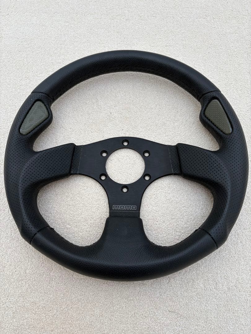 MOMO JET 32φブラックレザー ステアリング