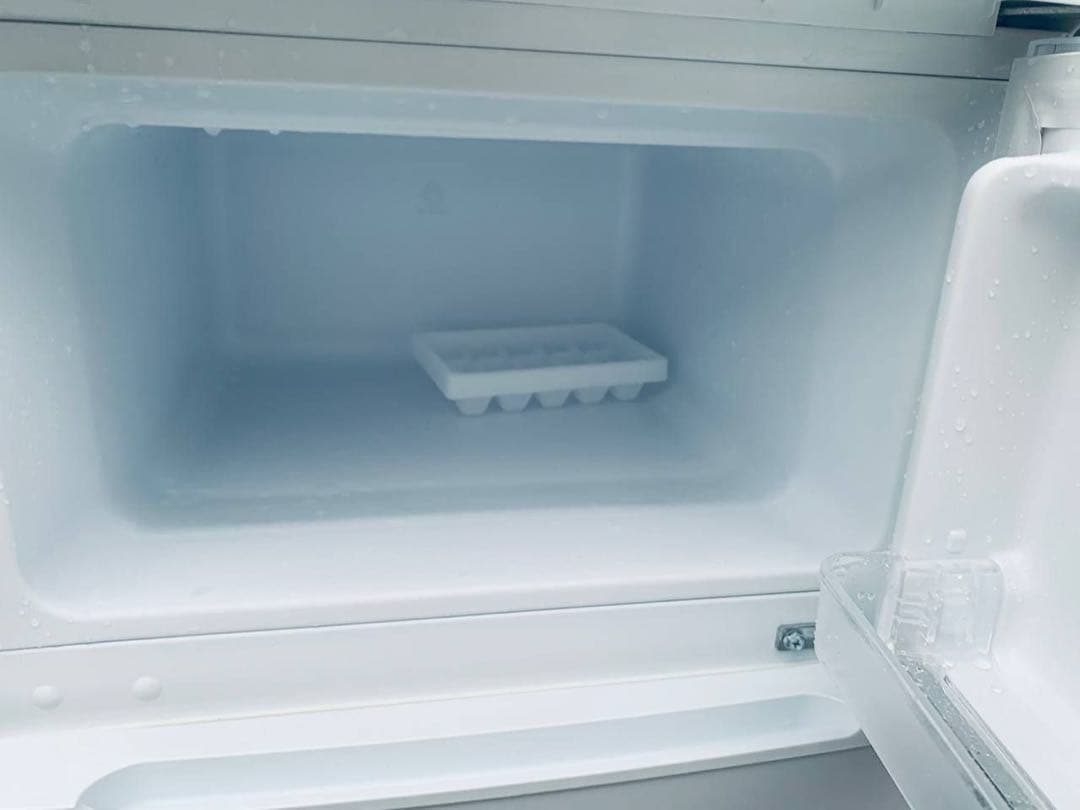 送料設置無料　YAMADA ノンフロン冷凍冷蔵庫　YRZ-C09B1