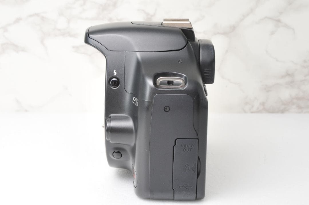 Canon EOS Kiss X2⭐️ショット数少なめ❣️スマホ転送 一眼レフ