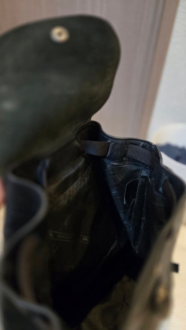 LONGCHAMP ブラックレザー リュック