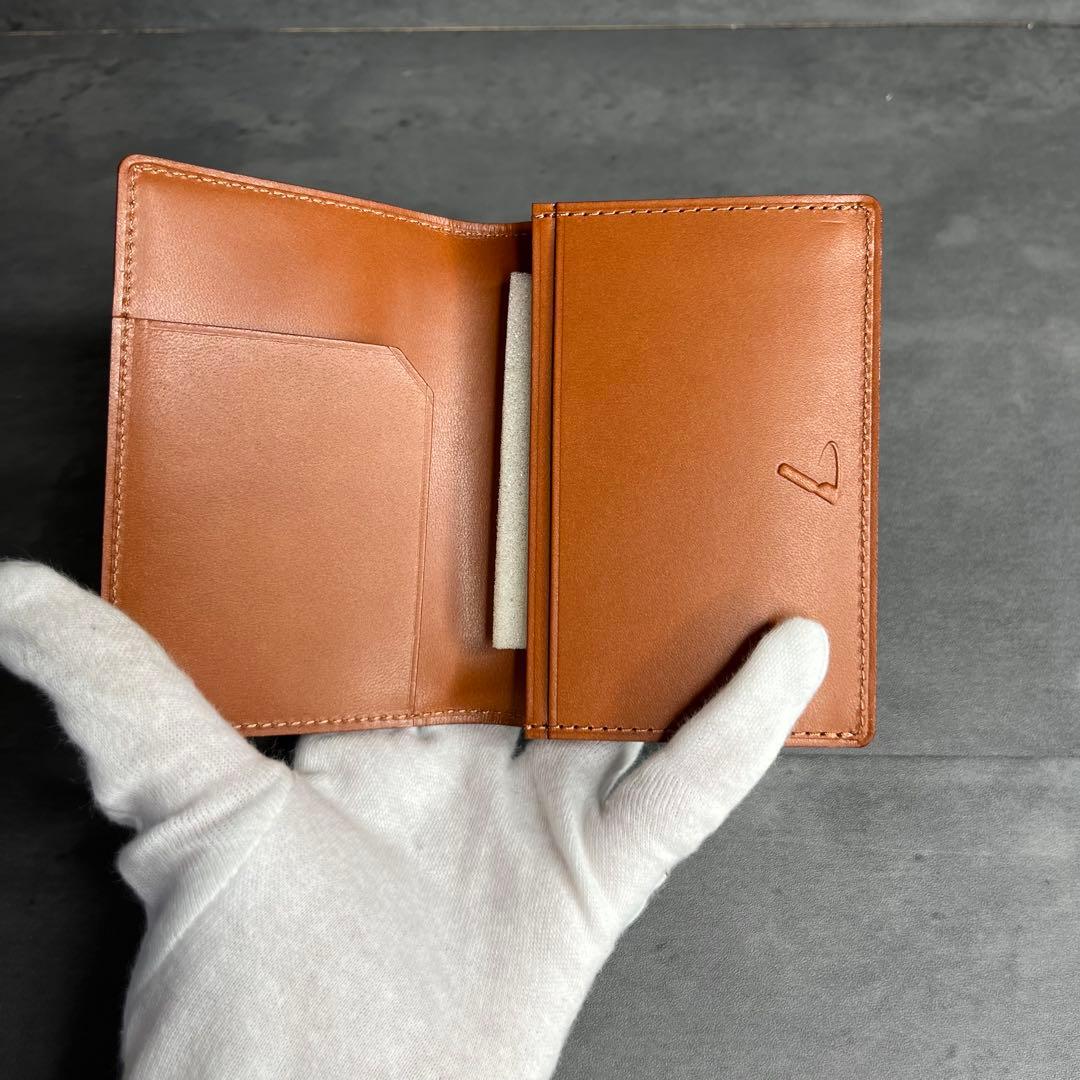 【極美品】土屋鞄 コードバン 名刺入れ ブラック V字マチ 大容量 カードケース