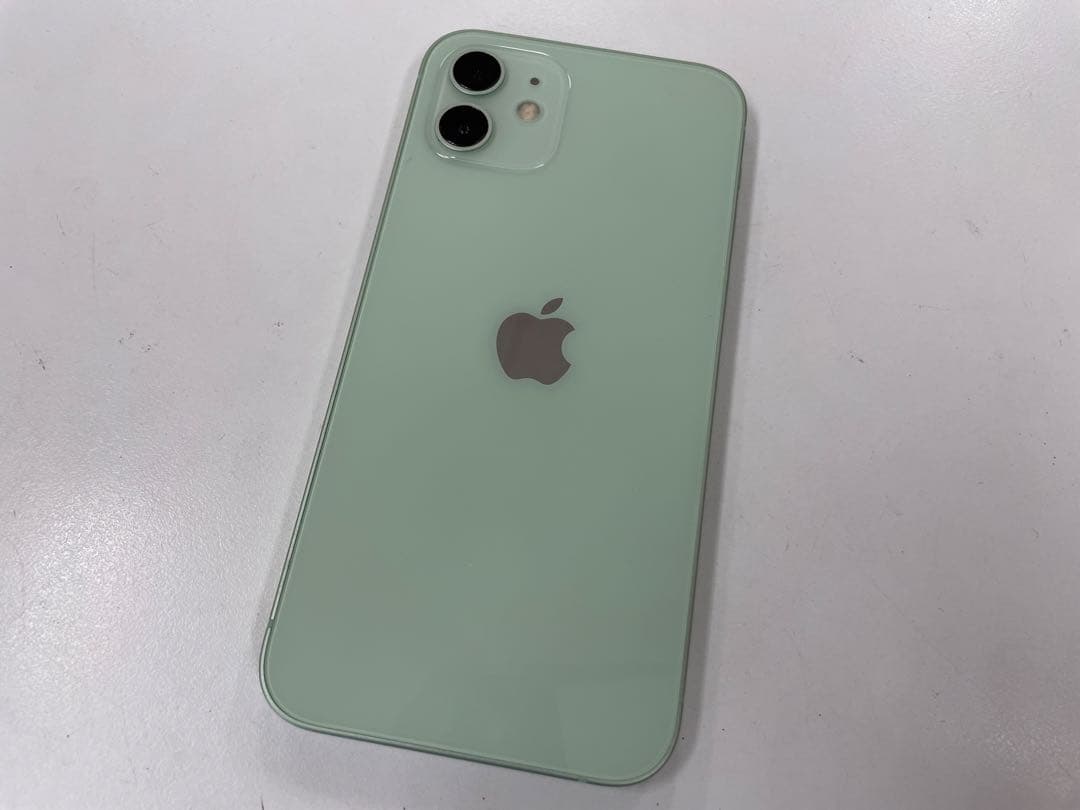 新品同様 iPhone12 64GB SIMフリー バッテリー新品100％