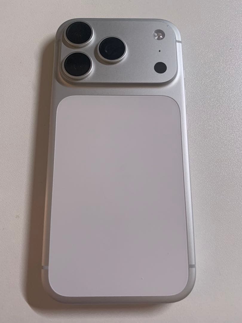 iPhone17ProMax シルバー 256GB「フィルム➕ケース付き」