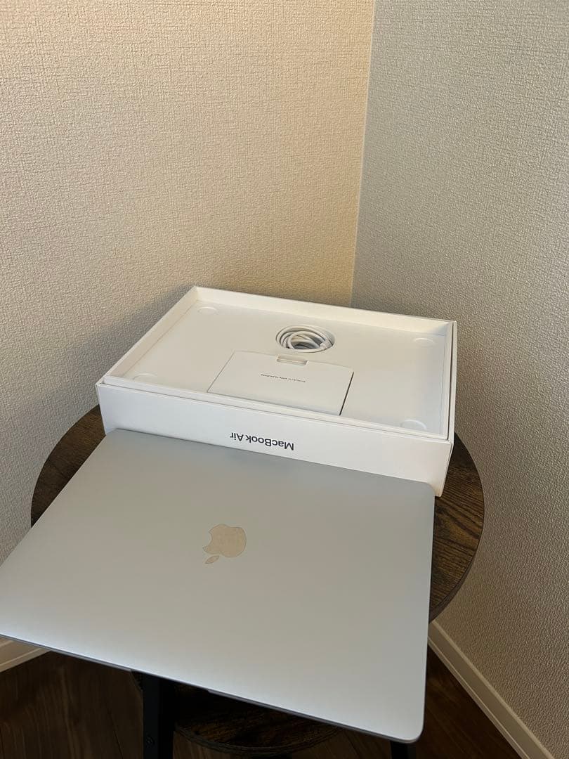 MacBook本体 MacBook Air M1 8GB 256GB