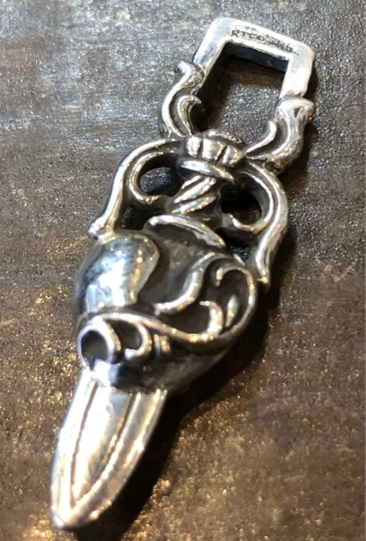 シルバー925 ダガーハート チャーム ペンダントトップ