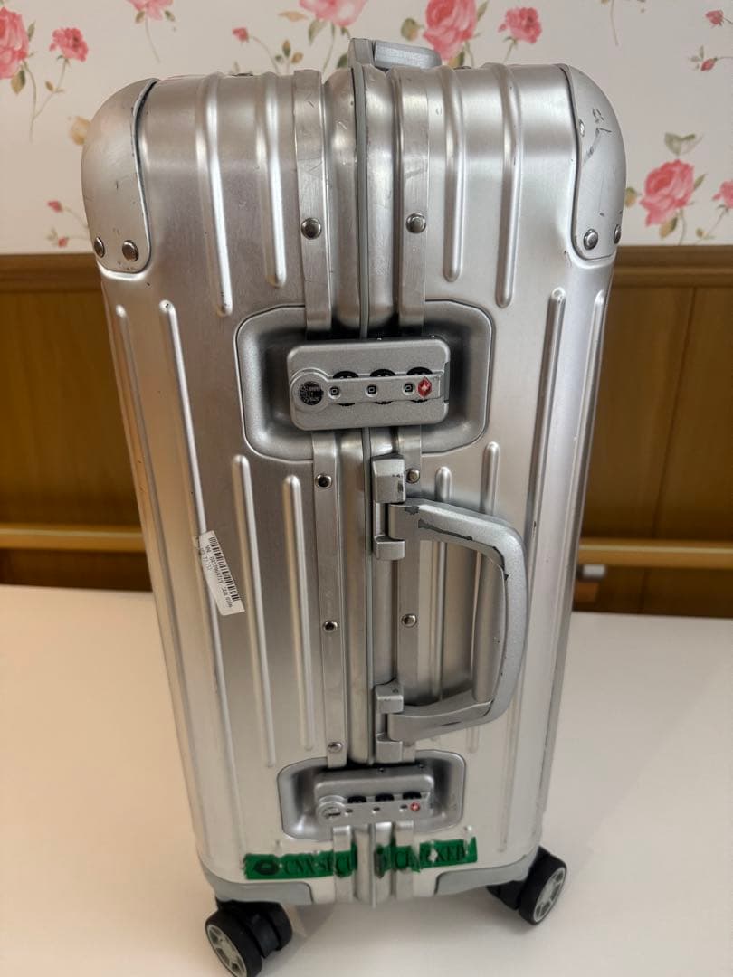 Rimowa キャビンプラス