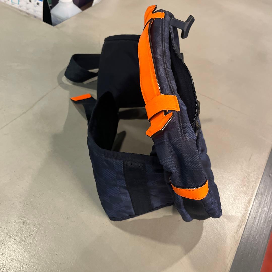 ヴィトン　ボディバッグ