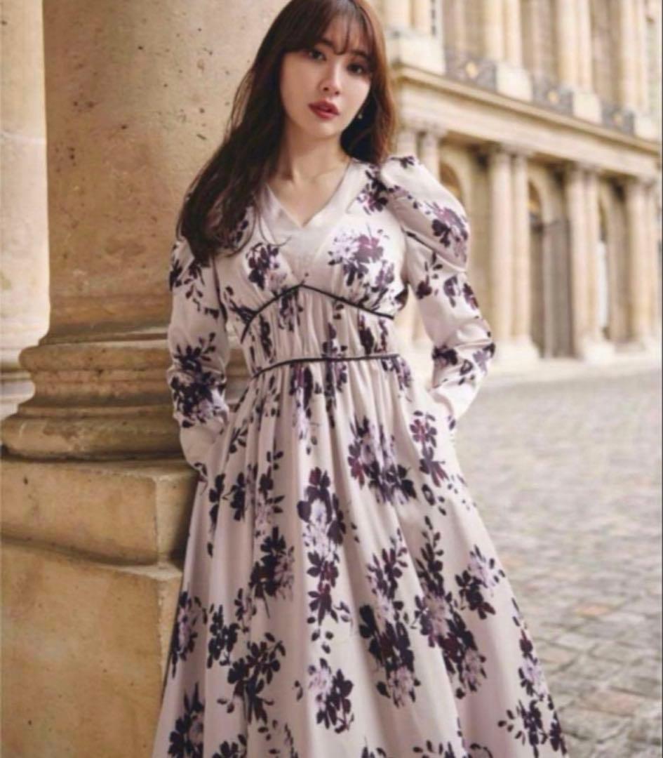 ワンピース herlipto Muse Floral Cut-Out Dress