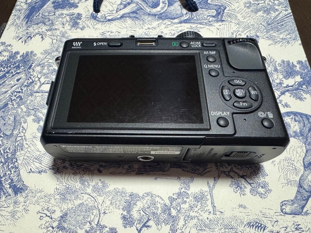 Panasonic LUMIX DMC-GF1 ミラーレス一眼