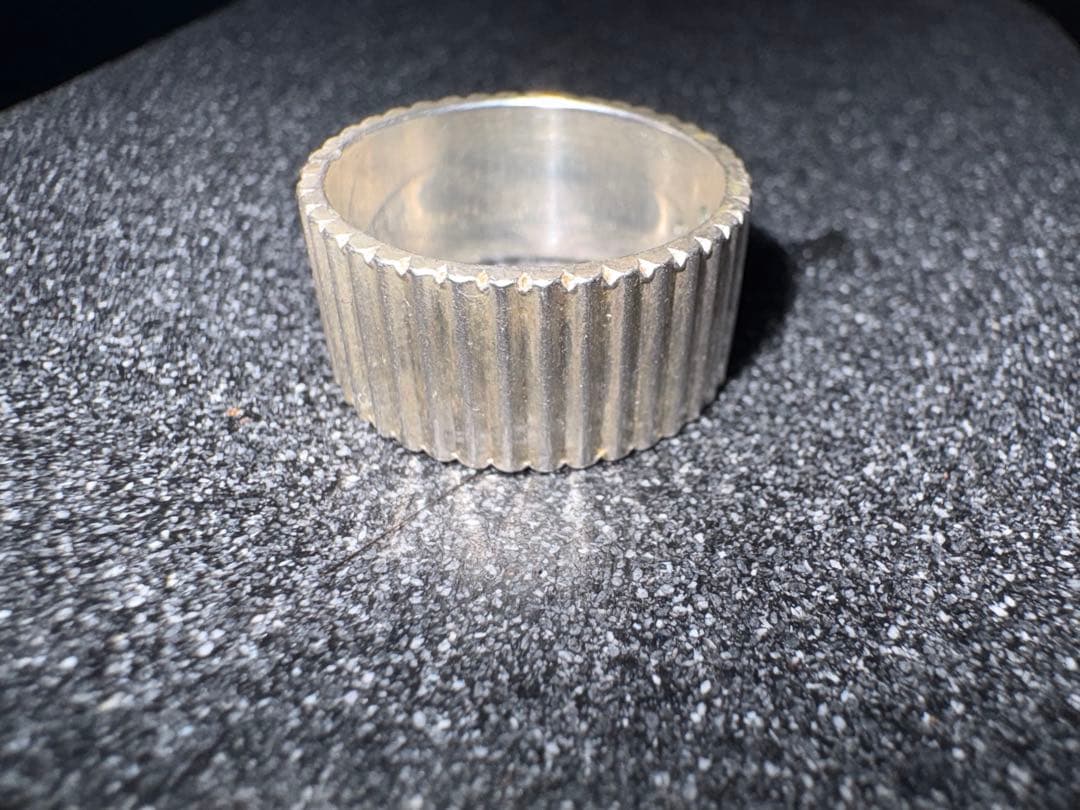 GUCCI シルバー リブデザインリング　約13号