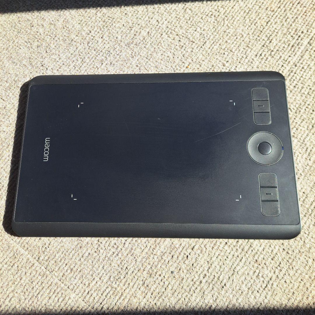 Wacom ペンタブレット　IntuosPro　付属品完備