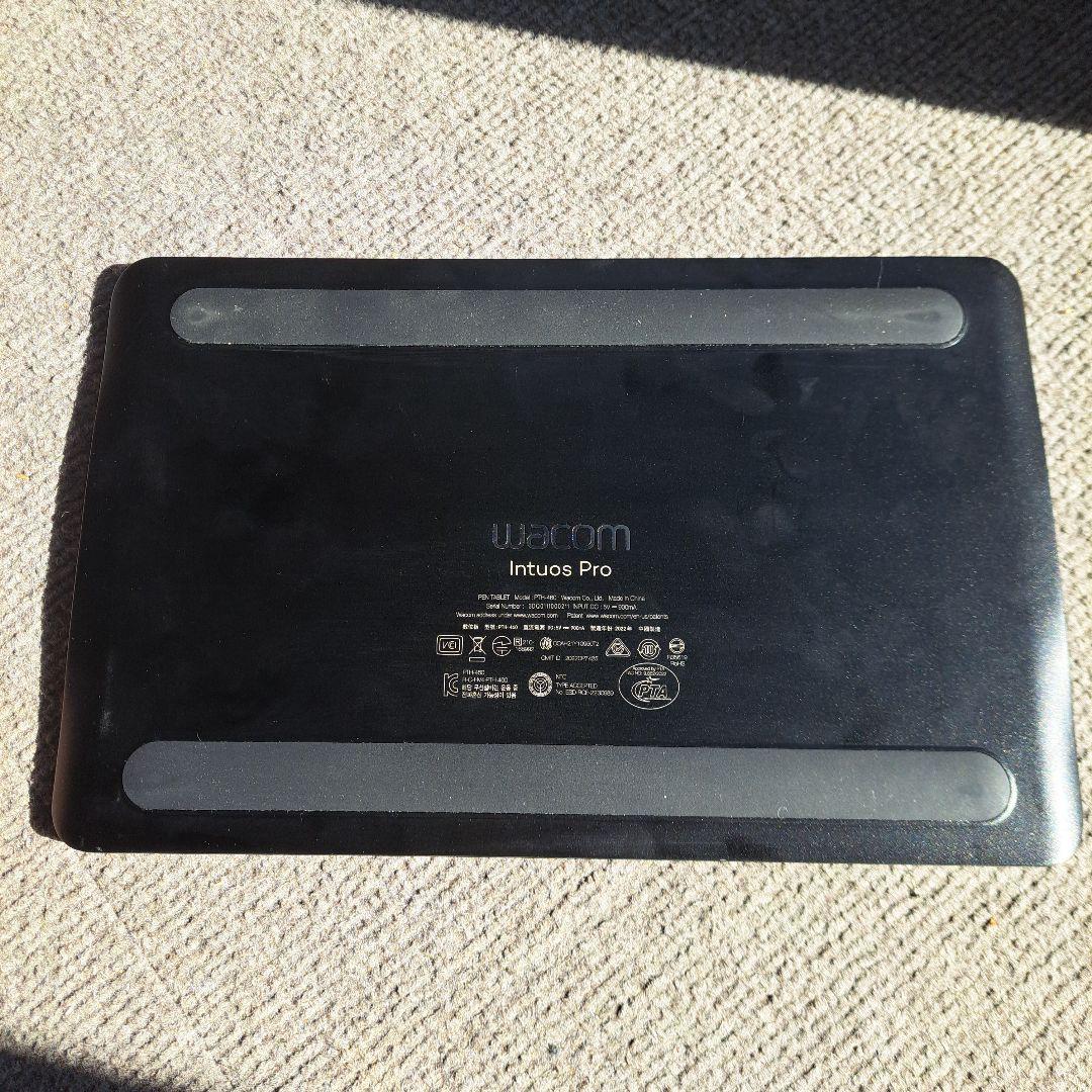 Wacom ペンタブレット　IntuosPro　付属品完備