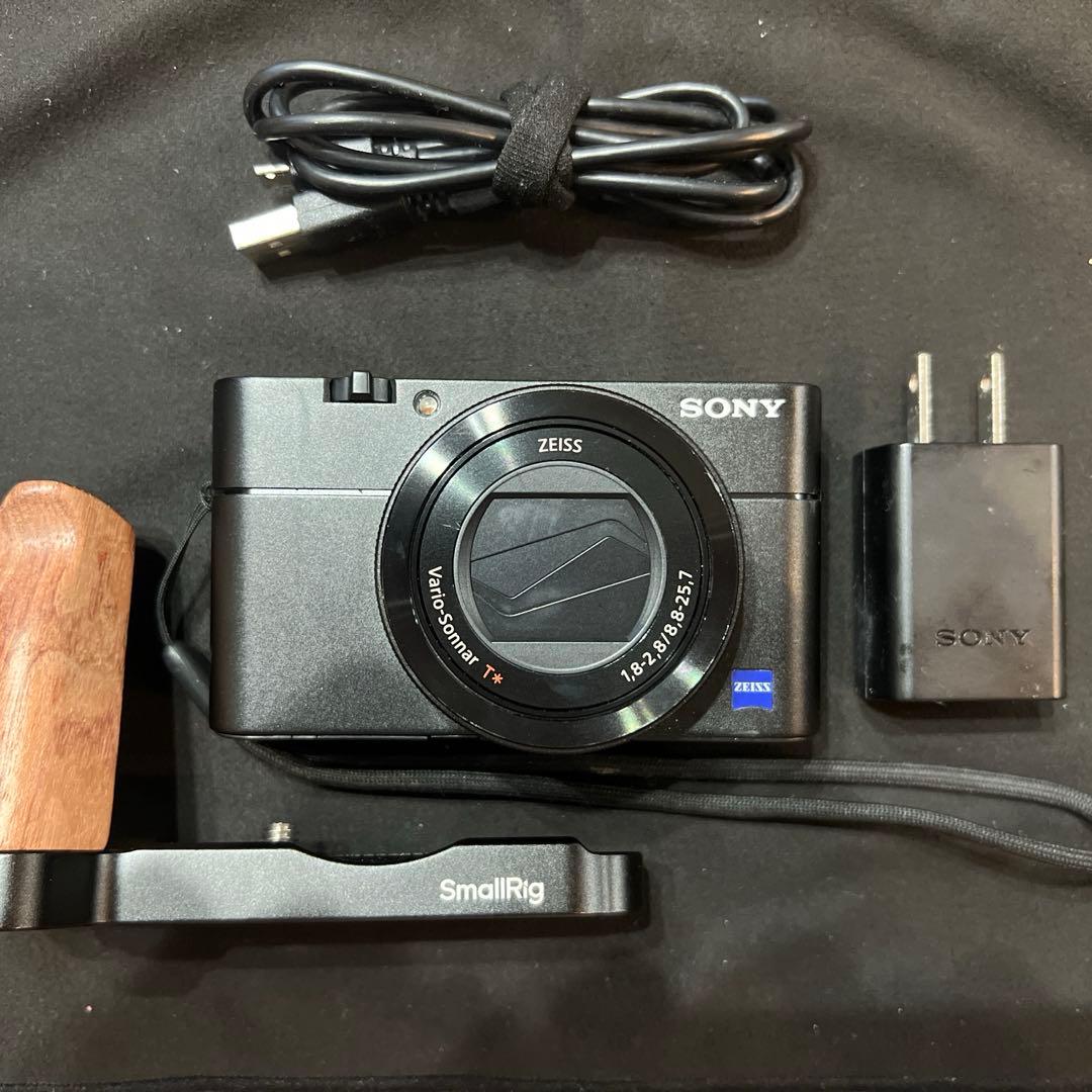 デジタルカメラ RX100m5a