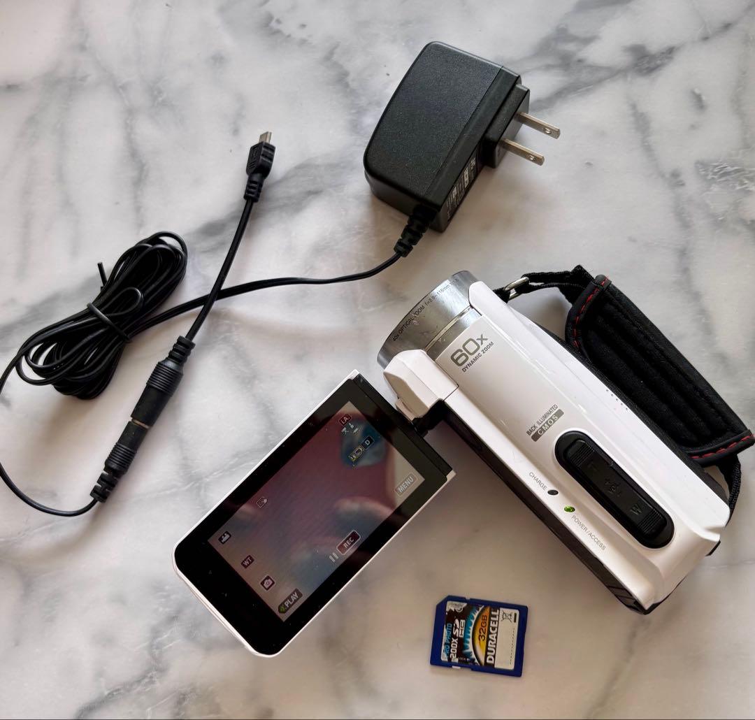 JVC Everioエブリオ ビデオカメラ GZ-F100 32GB内蔵メモリー