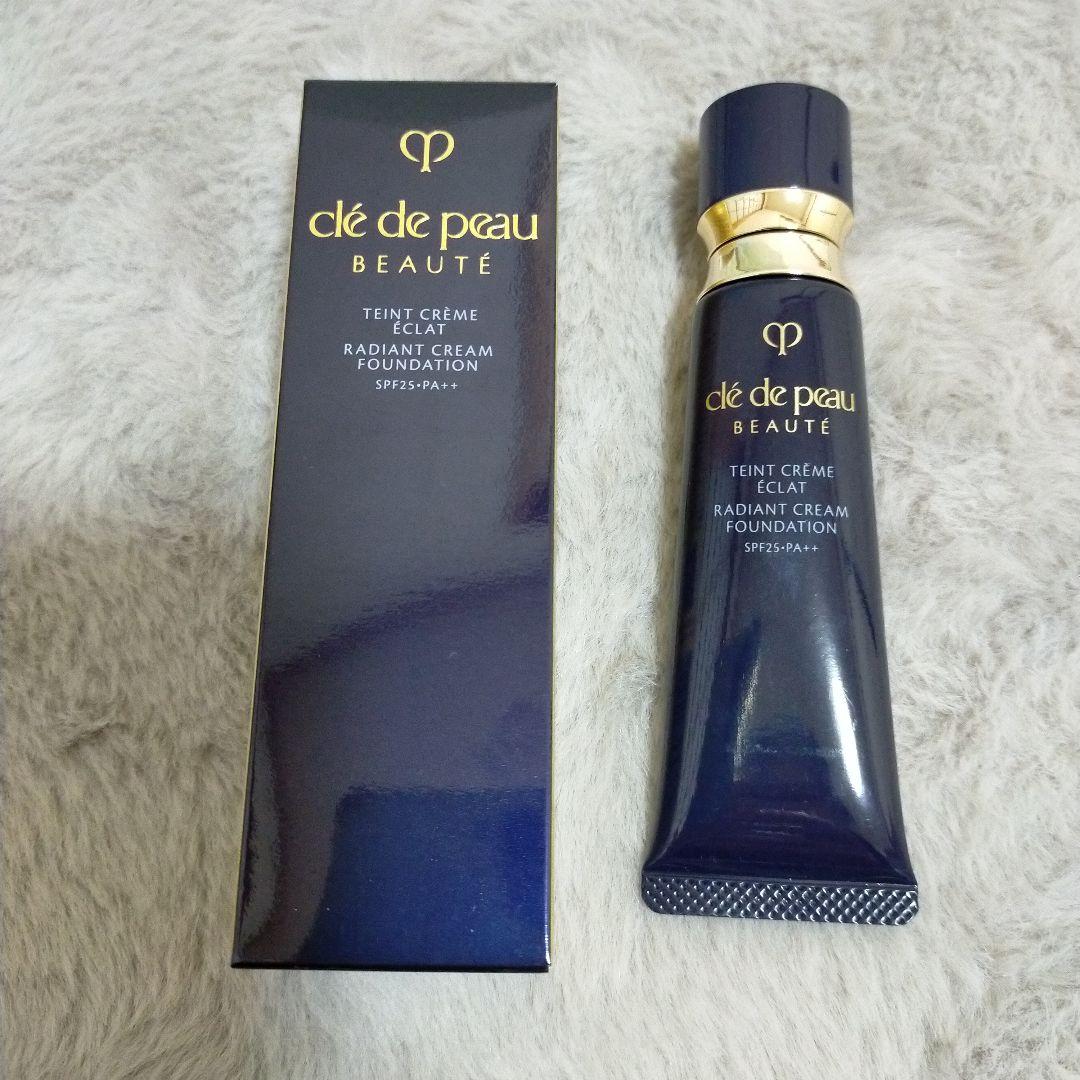 クレ・ド・ポー ボーテ　タンクレームエクラn オークル10