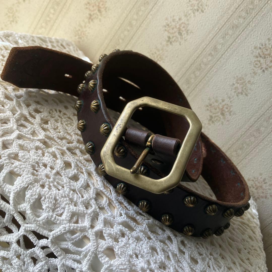 HTC ダークブラウン レザースタッズベルト32