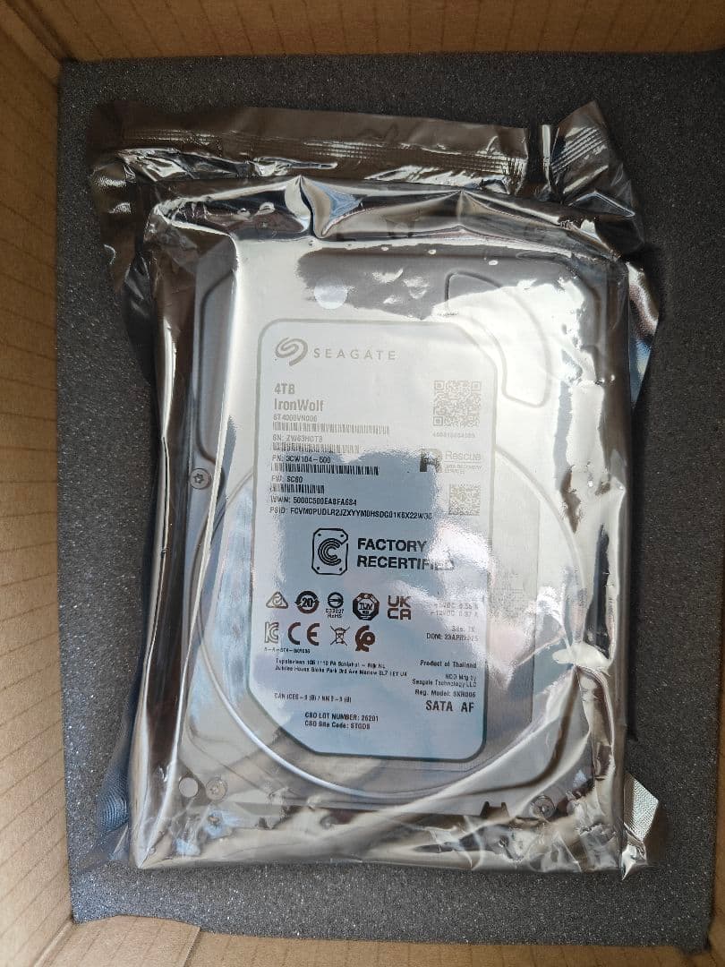 内蔵型ハードディスクドライブ Seagate IronWolf 4TB ST4000VN006 HDD