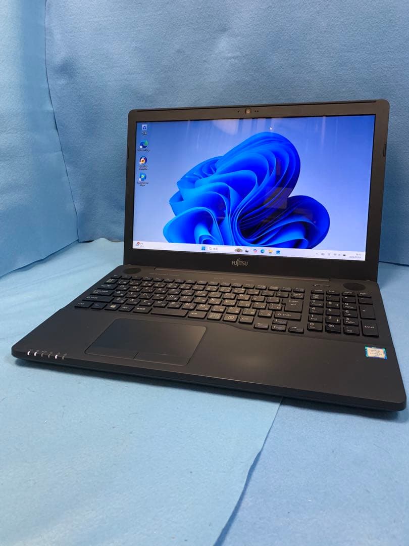 富士通/6th i3/Win11/Office/新SSD/8GB/⑱