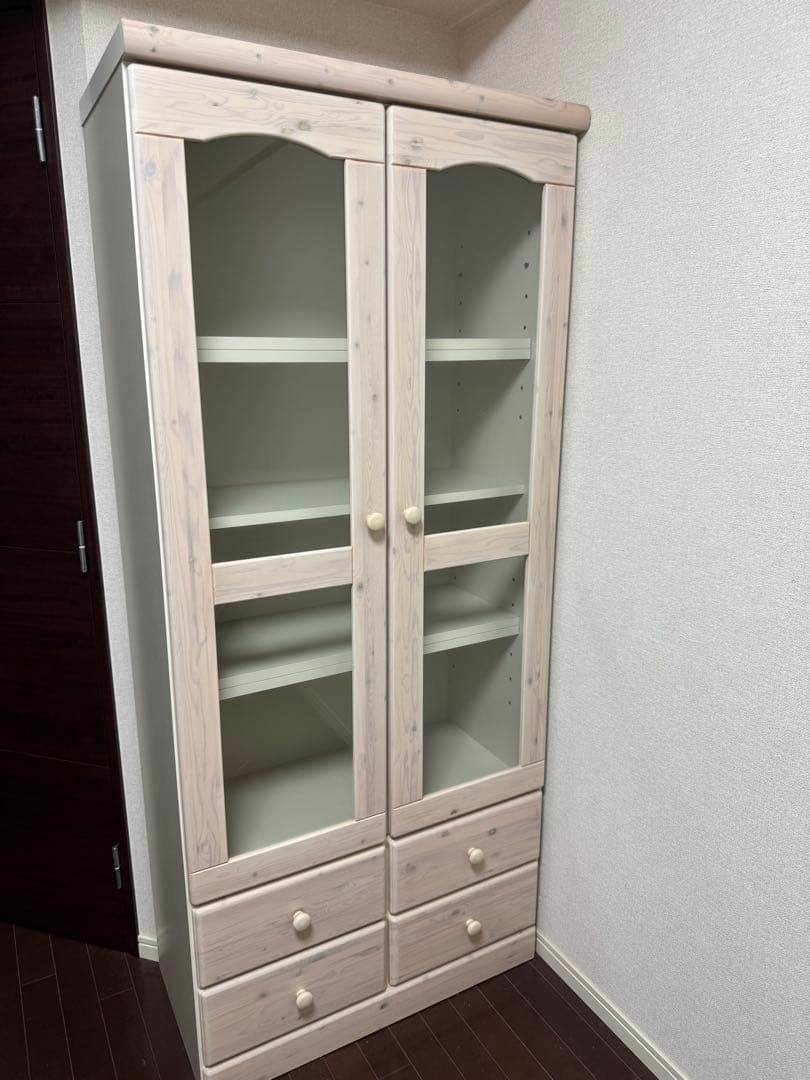 送料込み　本棚　白　クリーム　完成品