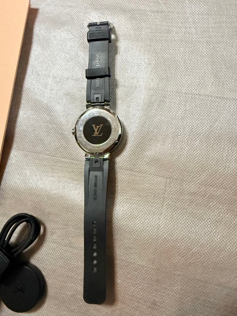 す*ん様 Louis Vuitton 時計タンブールホライゾンV1 QA003