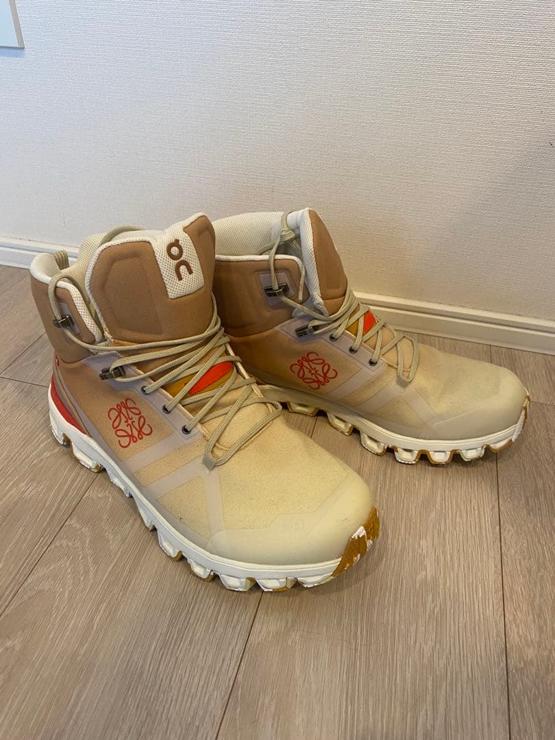 クラウドロック ロエベ：LOEWE × On限定エディション