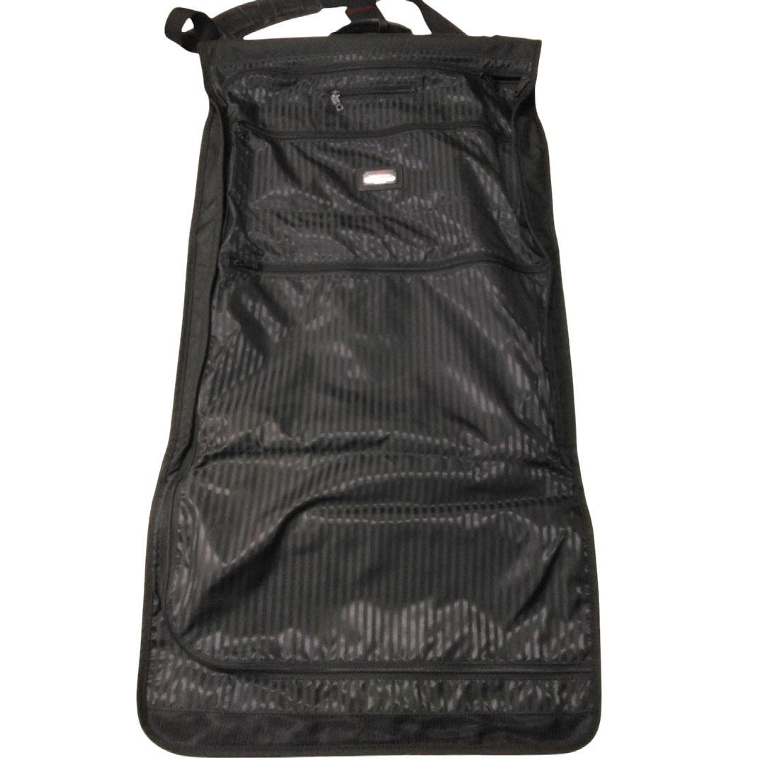 TUMI ガーメントバッグ　トライフォールド　236D3　ビジネスバッグ
