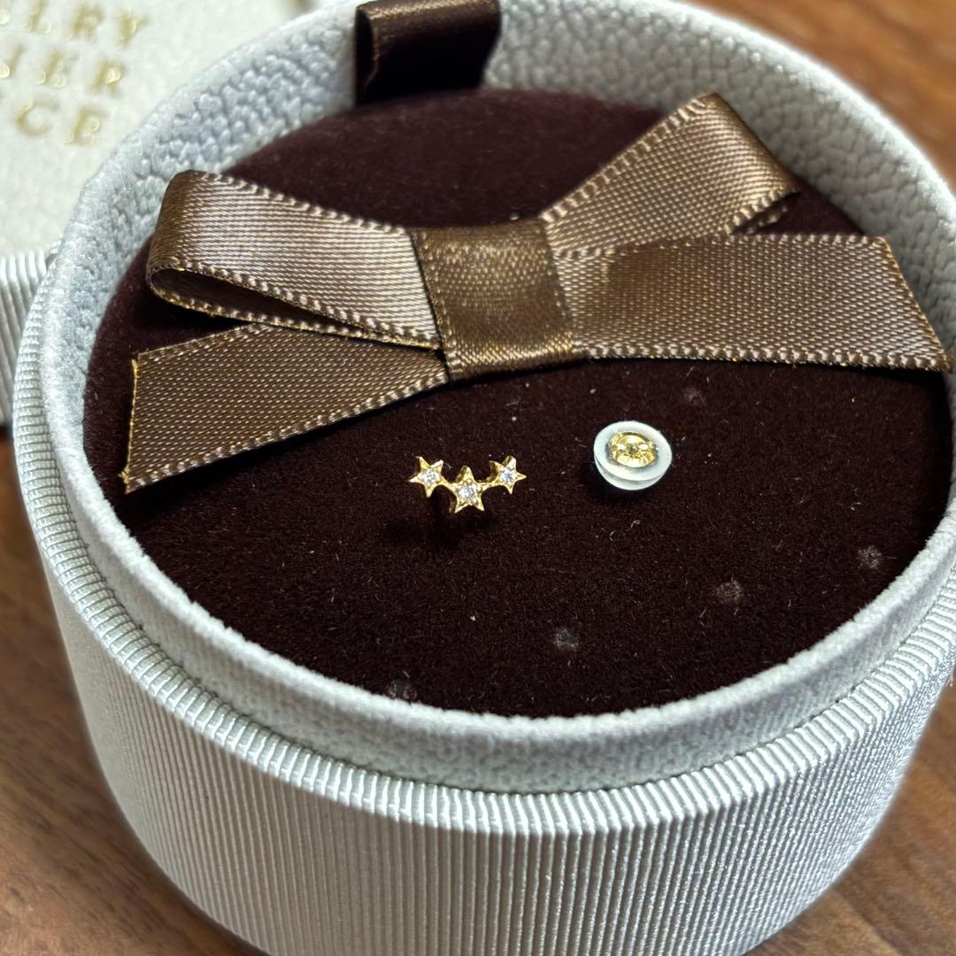 ティンクルピアス K18 オレフィーチェ（片耳）