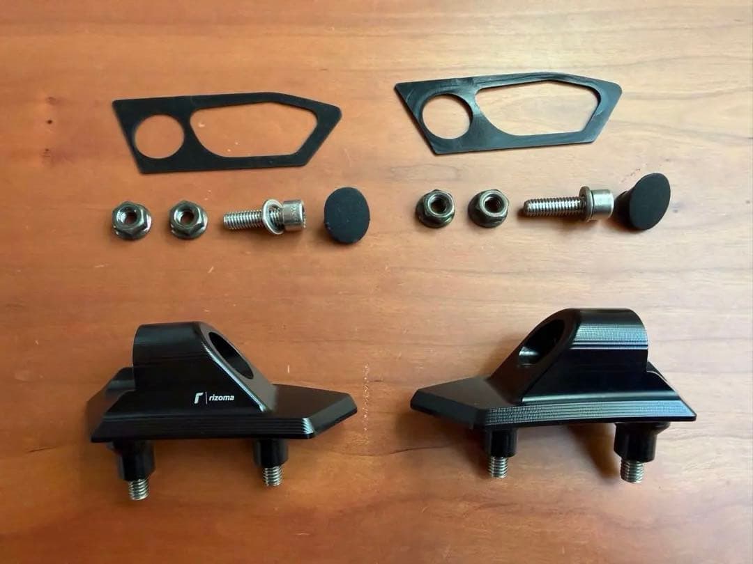 【リゾマ・rizoma】ミラーアダプター　SPORT MOUNT【BS794B】