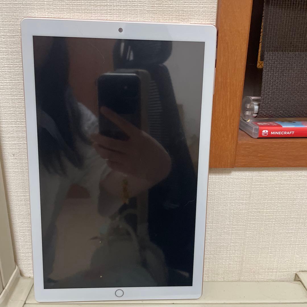 ゴールド タブレット デュアルカメラ