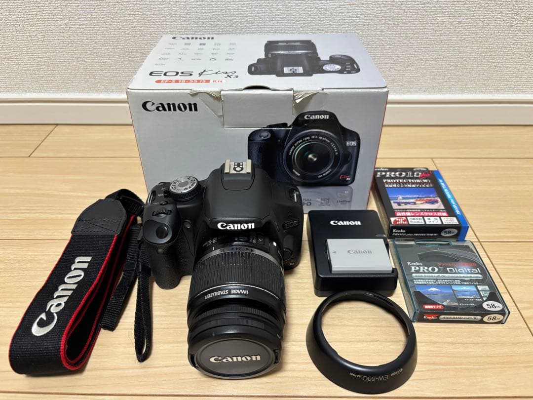 【美品】Canon EOS Kiss X3 デジタル一眼レフセット