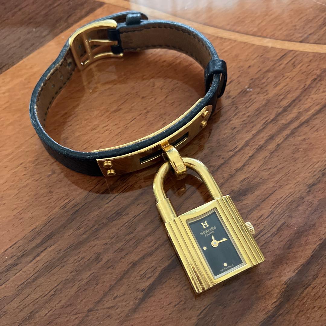 menu です♪HERMES エルメス ケリーウォッチ　ブラック