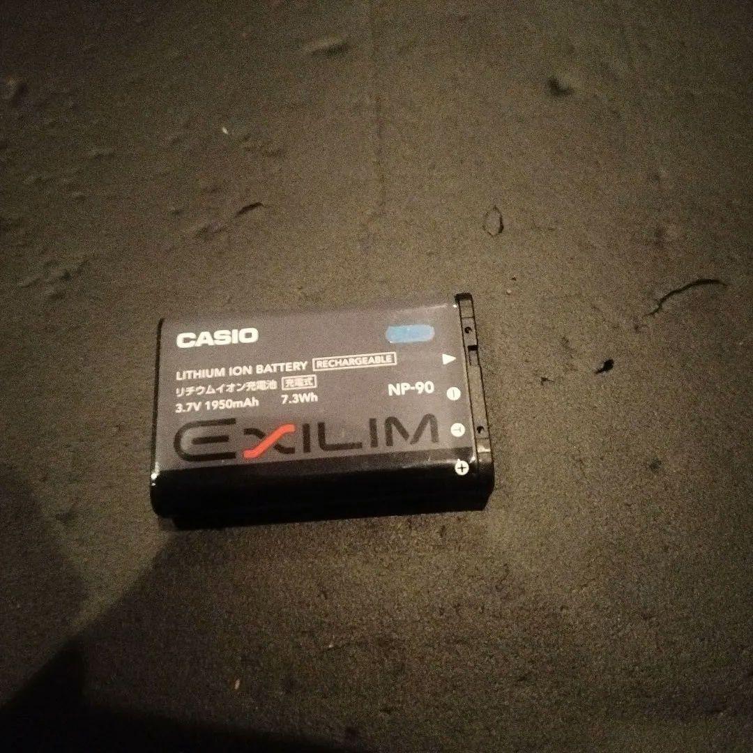 CASIO EXILIM EX-FH100 シルバー