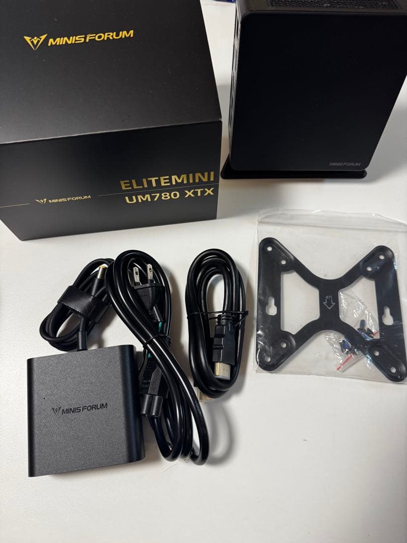 Windowsデスクトップ MINIS FORUM ELITEMINI UM780XTX